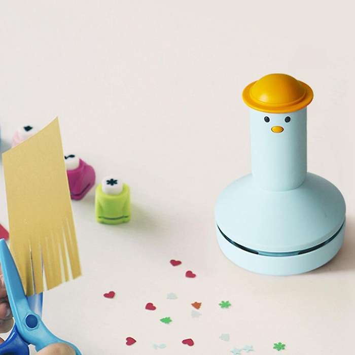 Children's Handheld Desktop Vacuum Cleaner Rechargeable Cleaner C