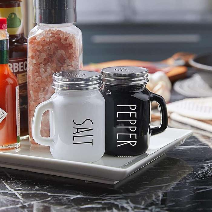Farmhouse Salt and Pepper Shakers Set, 4 Oz Cute Salt Pepper Shaker
