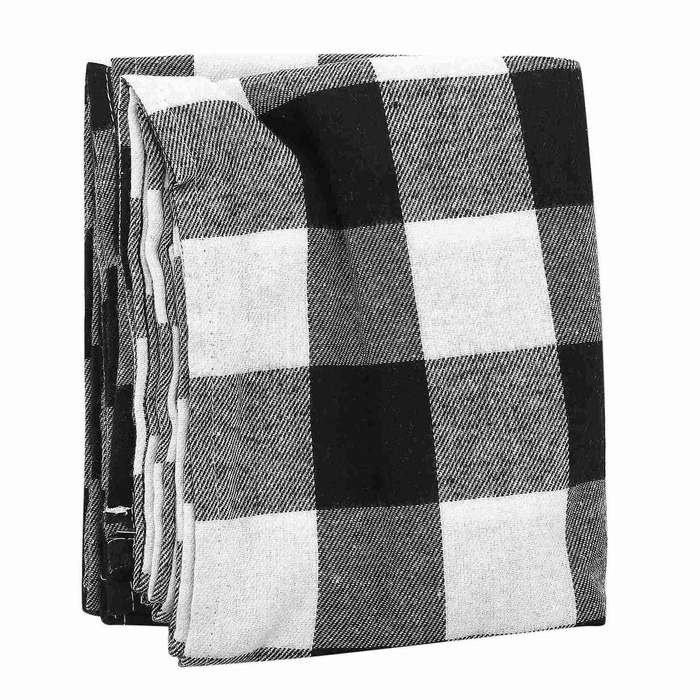 2pcs Polyester Blend Handmade Black and White Plaid for Family Dinner