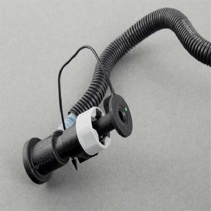 6120703232 A6120703232 Fuel Return Line Hose Pipe for W163 ML / W203 C / W210 E / C209 CLK