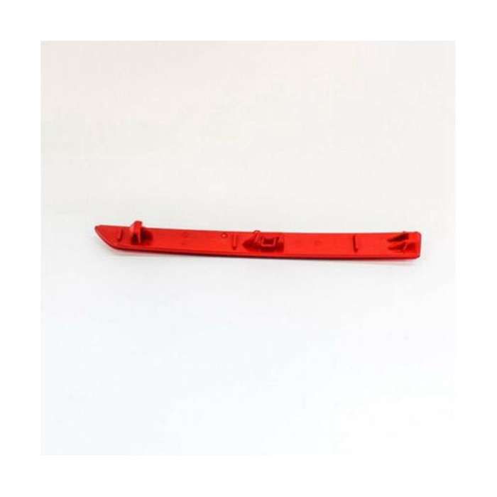 63147848583 63147848584 Reflective Strip Rear Bar Light Rear Bumper Reflector Automotive for F80 F8