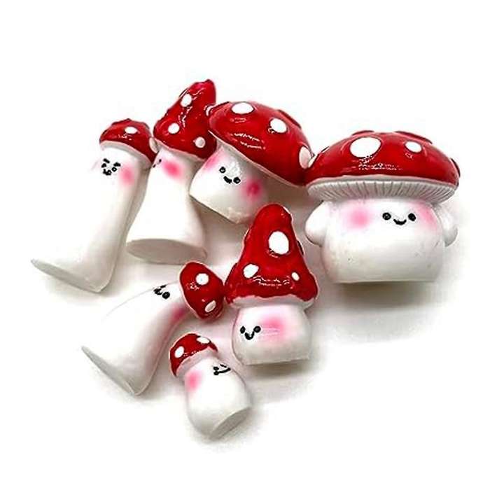 7Pcs Mini Mushrooms for Crafts Little Fairy Garden Mushrooms Tiny Resin Mushroom Decor Mushroom Mini