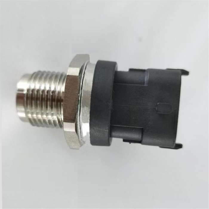 837079833 Tractor Fuel Pressure Sensor for Power Oil Pressure Sensor
