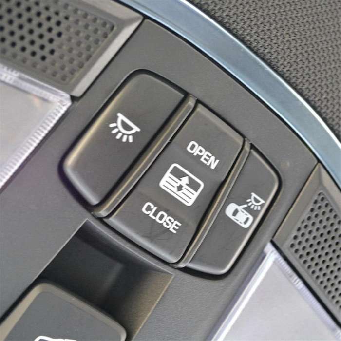 92810C3000 Car Top Control Light and Sunroof Switch Assembly for LF 2015-2017 92810-C3000 Black