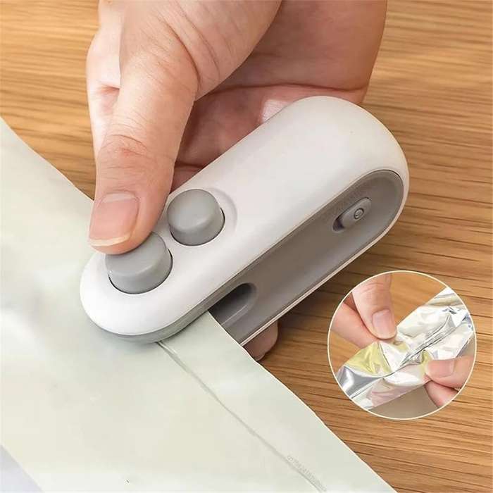 Mini Bag Sealer, 2-In-1 USB Charging Sealer, Portable Handheld Rechargeable Vacuum Food Sealer, Bag