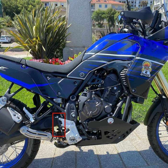 Motorcycle Rear Brake Fluid Reservoir Guard Cover Protector for 700 T7 XTZ700 2017-2021 Black
