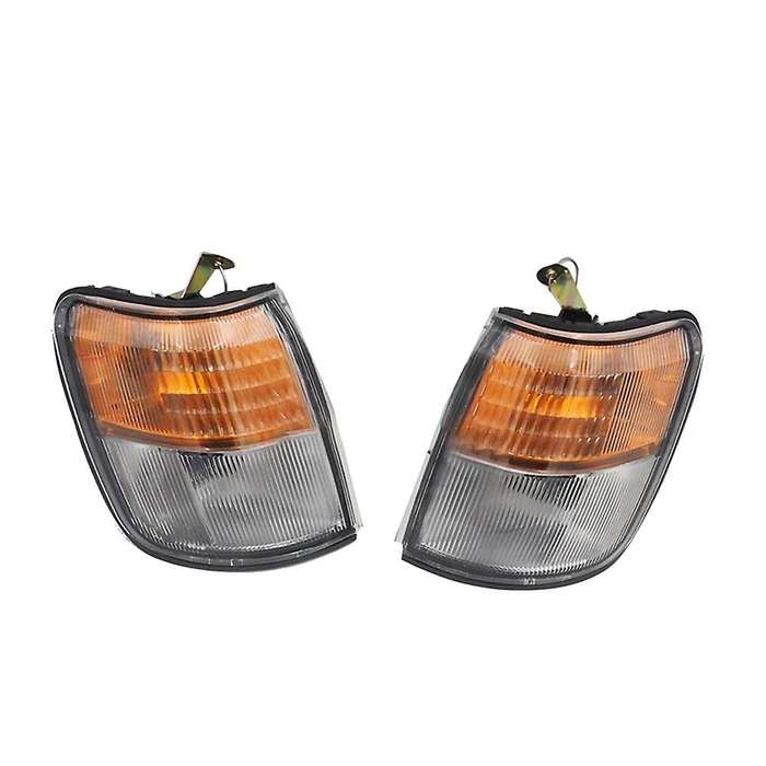 Mr124957 Mr124958 for Montero 1993 1994 1995 1996 Car Front Corner Light Signal Light