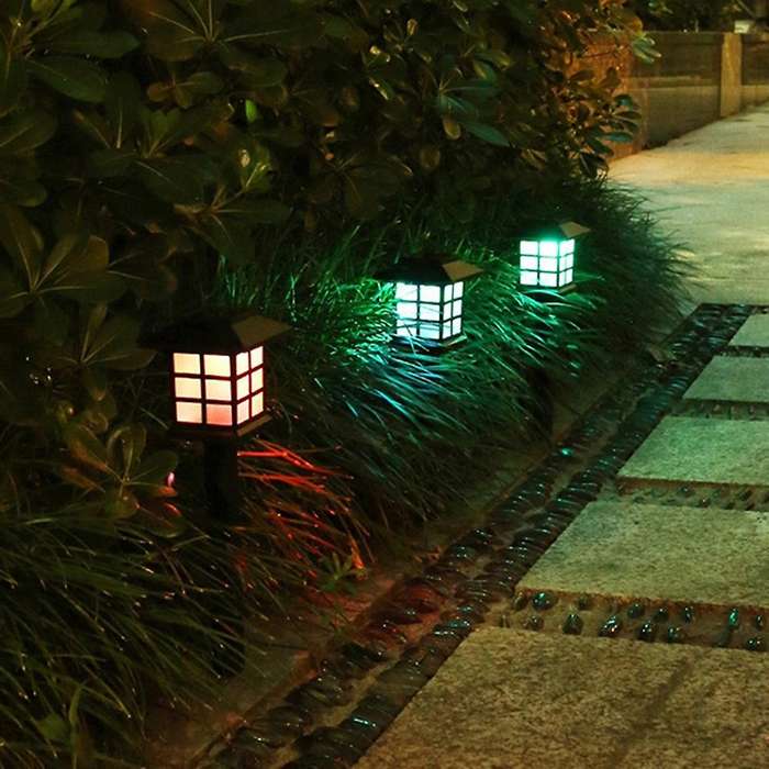 4 Pack Solar Powered Led Light for Yard/landscape/patio/lawn/walkway