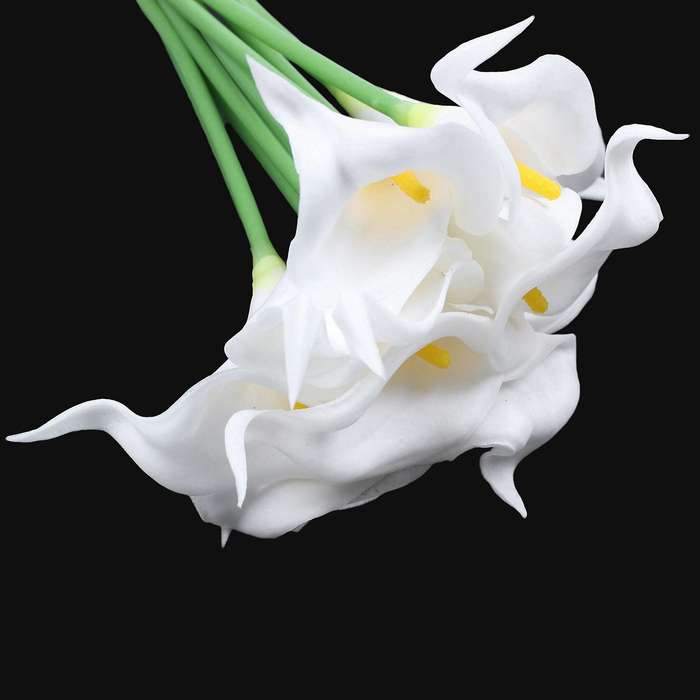 12 Pcs Artificial Flower - White Yellow Heart 34cm