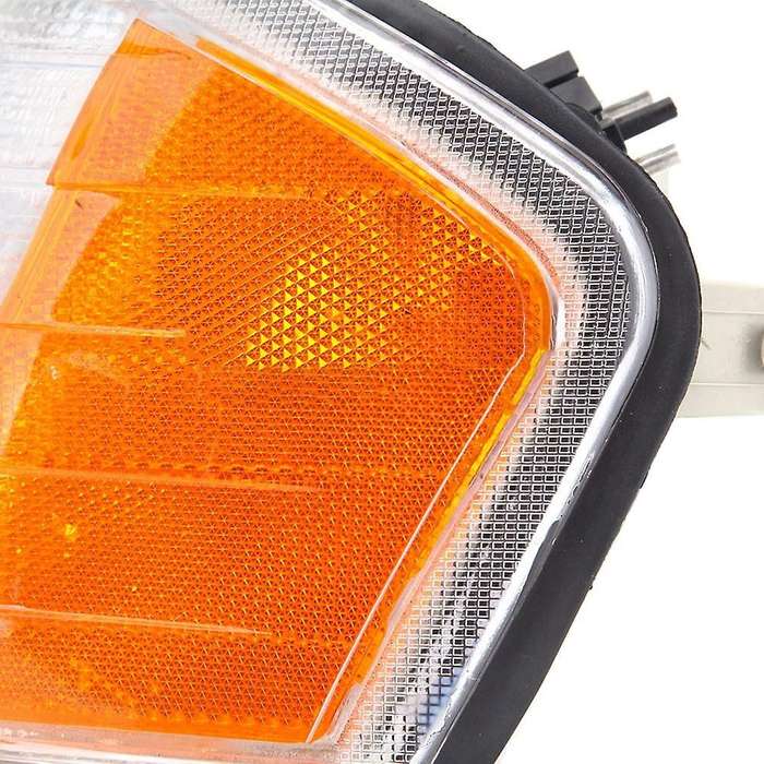 For Mercedes Benz C Class W202 C230 C280 Car Front Corner Light Right