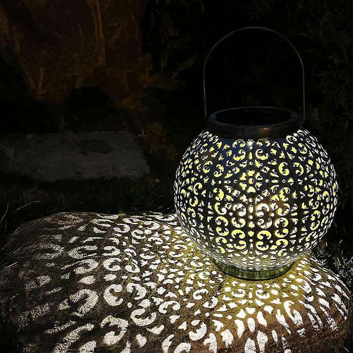 Solar Lanterns Outdoor, Hanging Lanterns Solar Powered with Handle