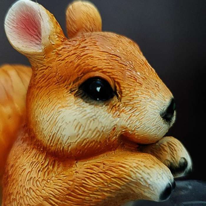 Outdoor Garden Sculpture Decoration Animal Solar Led Light Squirrel