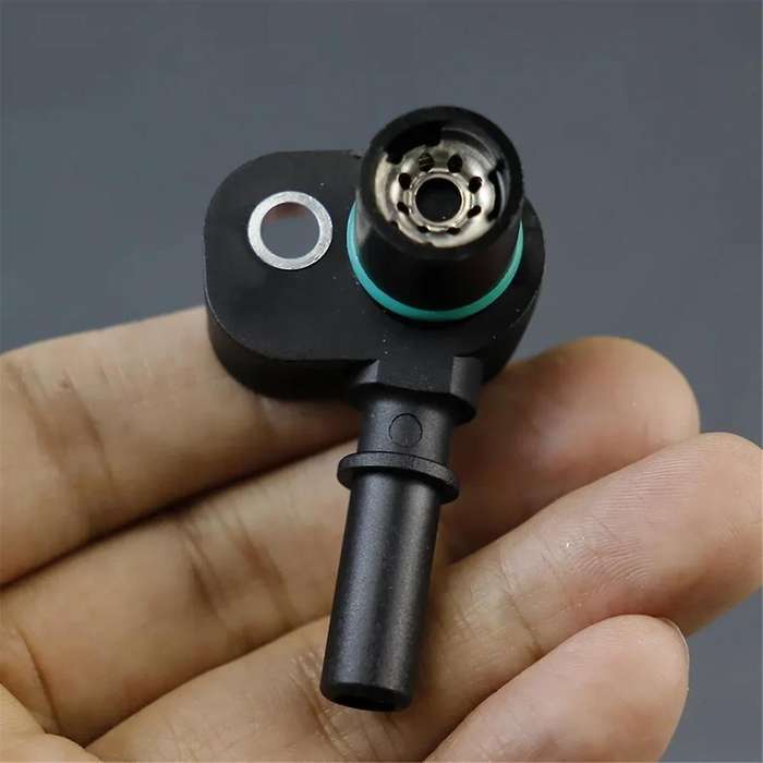Brake Vacuum Pump Connector for Sport LR4 for XJ
