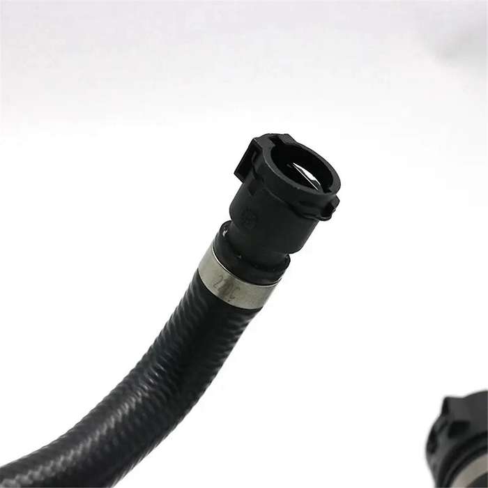 Car Engine Radiator Hose for E39 540i 740i E38 740il Tank Radiator Hose 11531711321 11537505228