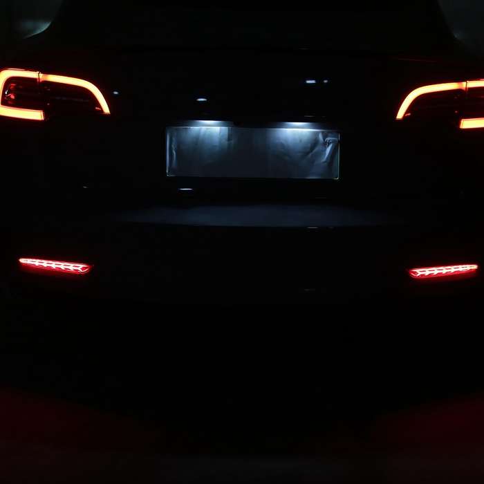 Rear Bumper Turn Signal Brake Light Modified Tail Light Fog Light for Model3 17-21 Fish Bone Tail Li