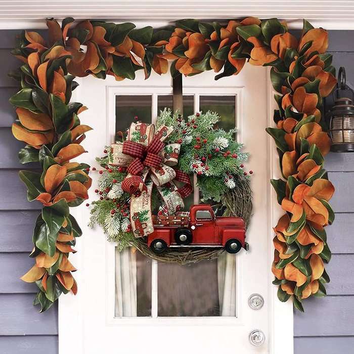 Red Truck Christmas Wreath for Front Door, Christmas Door Wreath Truck Autumn Wreath Decorations for