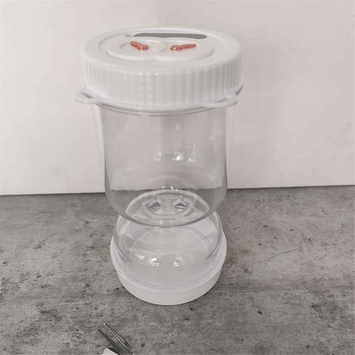 Reusable Wet and Dry Separation Pickled Jar with Fork - Multipurpose Round Flip Top Jar for Daily Us