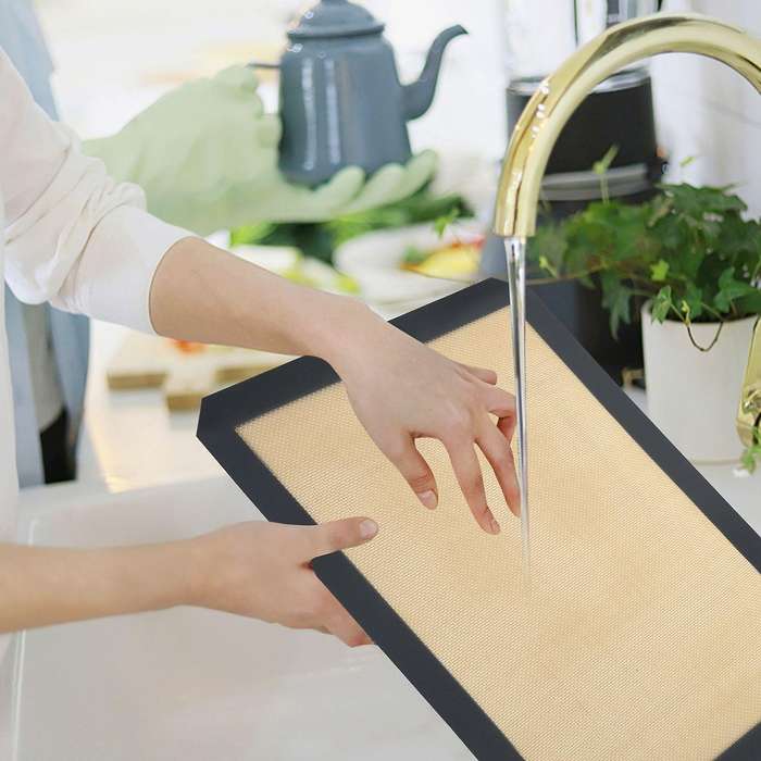 Silicone Baking Mats for Half Baking Sheet Pans Non-Stick Macaron Baking Mats Set,/Pastry/Bun/Bread