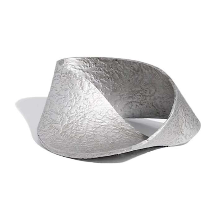 Silver Ring Sculpture Statue Geometric Metal Ornament Home Decoration Accessories Miniatures Figurin