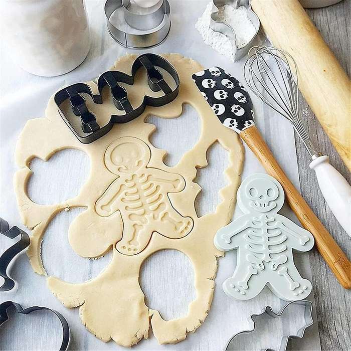 Skull Gingerbread Man Cookie Mold Press Cookie Maker 3D Cookie Cake Mold