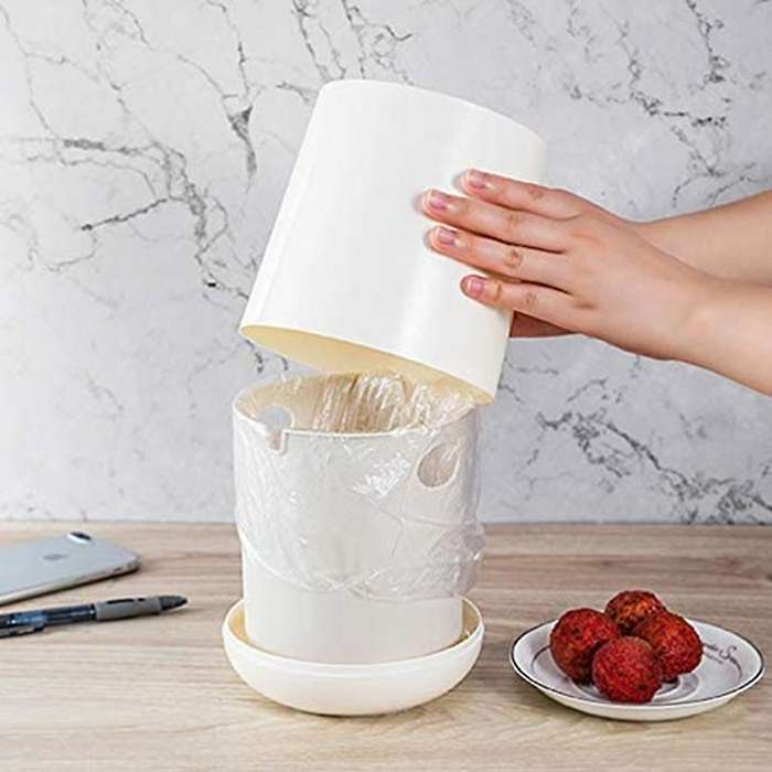 Small Desktop Mini Trash Bin Classification Plastic Round Press Storage Bin with Lid Home Office Whi