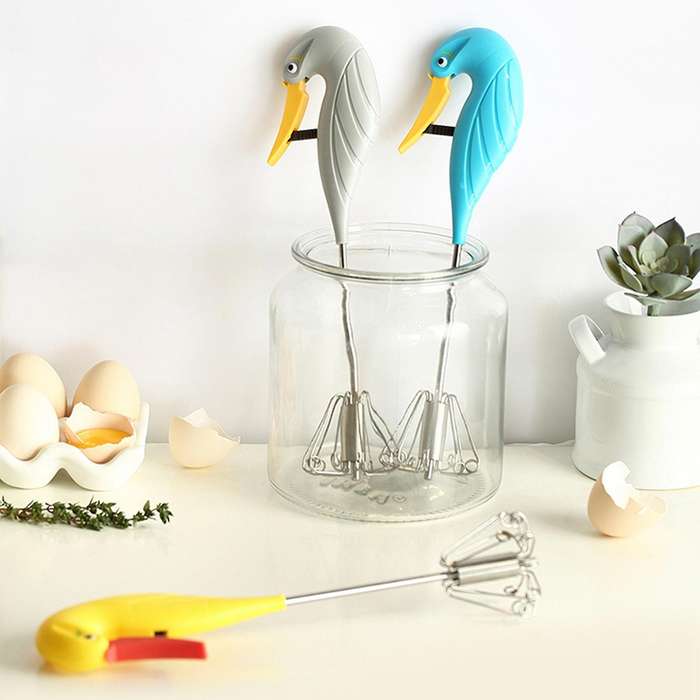 Swan Self Turning Manual Whisk Egg Beater Semi-Automatic Handheld Pressing Cream Stirring Whisk - R