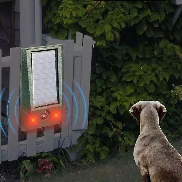 Ultrasonic Animal Outdoor Bird Repellent with Motion Strobe and Intruder Alarm