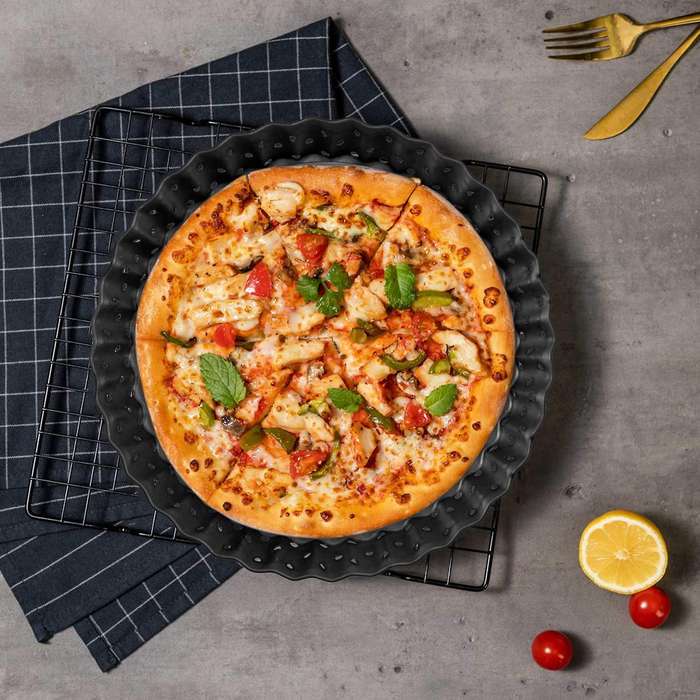 4 Pack 5 Inch Round Perforated Pizza Baking Tray with Holes for Cakes