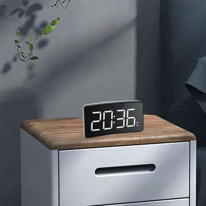 Led Digital Alarm Clock-mains Powered,no Frills Simple for Bedroom