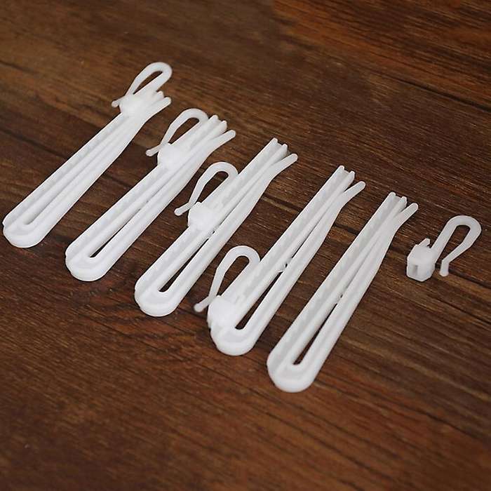 200pcs Plastic Curtain Hanging Hooks White for Hang Ceiling 9cm