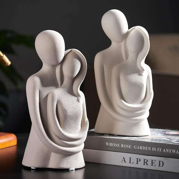 Hugging Couple Figurine Abstract Figure Ornament Bookshelf Gray