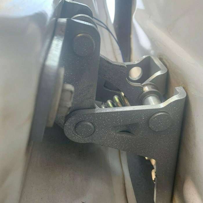 For 2002-2008 Dodge Ram 1500 Upper Left Driver Side Front Door Hinge
