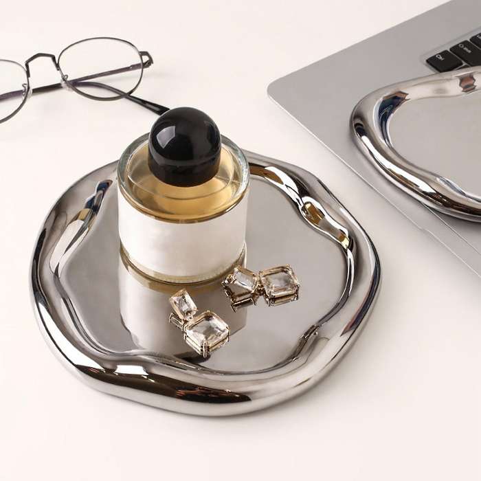 Modern Ceramic Silver Plated Plate Desktop Decoration White D