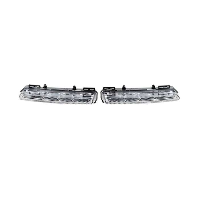 Car LED Day Running Light Front Right Fog Lights Warning Lights Assembly for W246 2049069200