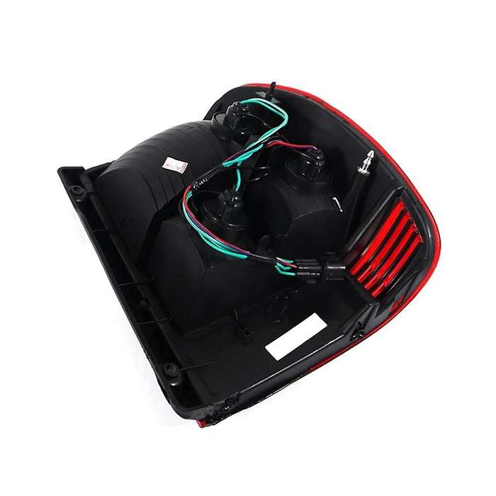 Car Rear Tail Light Taillight Brake Lamp for Montero Io Mini 1998-2007 Mr535073 Mr535074