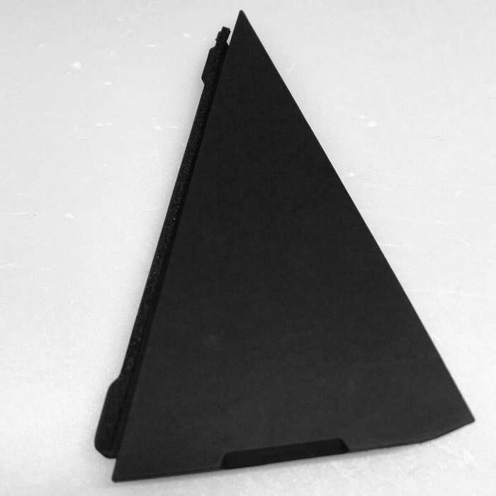 Car Window Triangular Panel Rear Door Plate for HD 06 838302H000 838402H000