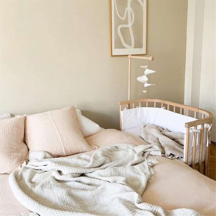 White Wind Chime Hanging Swirl Airflow Silent Wind Chime Home Decoration Accessories for Balcony Bed