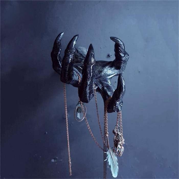 Witch's Hand Wall Hanging Statues,resin Retro Art Hanging Design Mounted Hang Decoration for Living