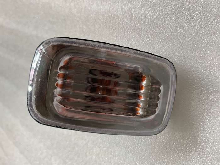 2pcs Car Side Marker Turn Light for Toyota Land Cruiser 70 80 100