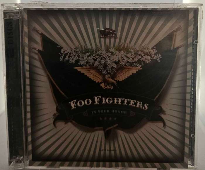 Foo Fighters In your Honor. 1584