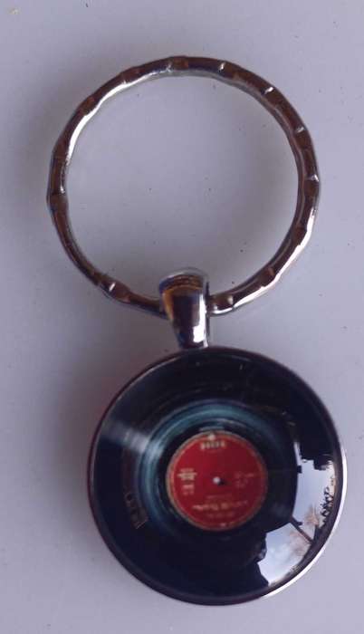 Vinyl keyring