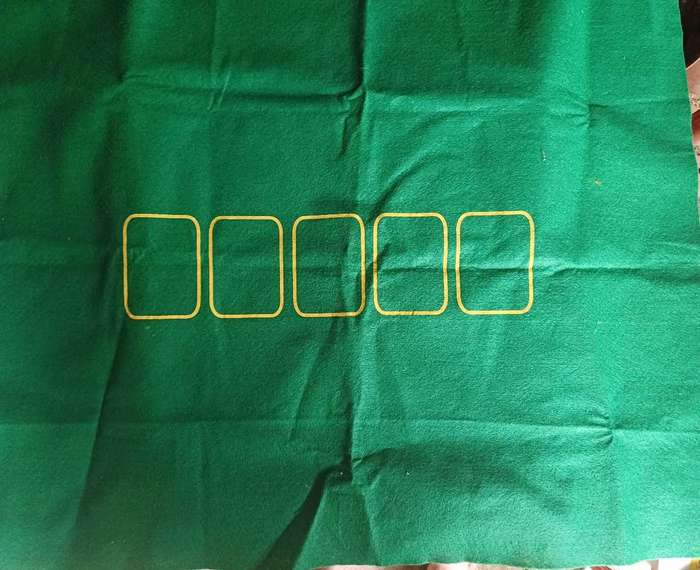 Casino style Texas hold`em poker set *not complete*