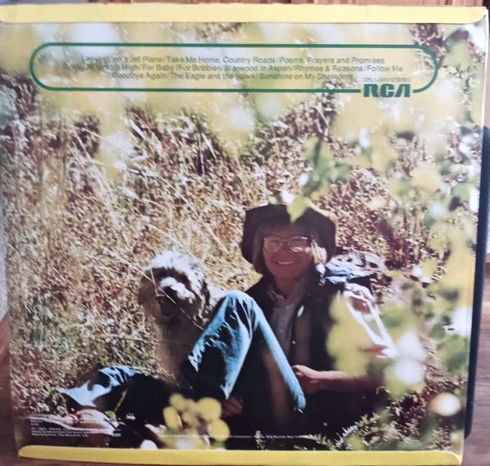John Denver`s Greatest Hits LP vinyl record.