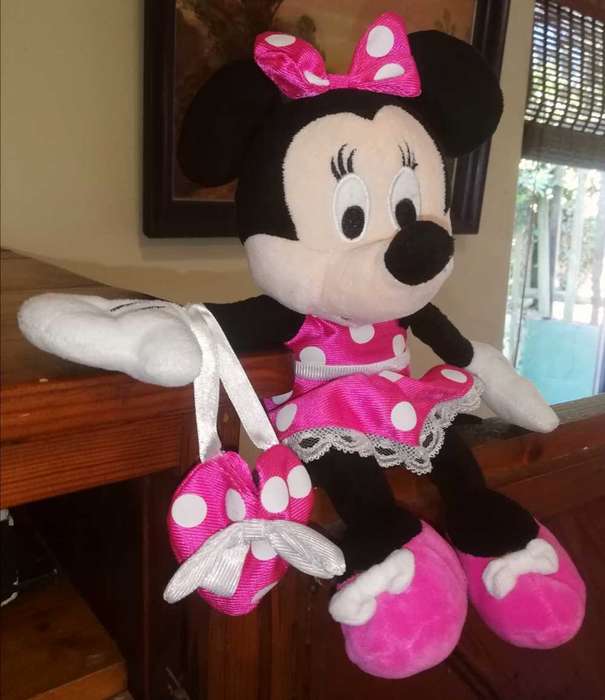 Minnie Mouse with a Polka Dot Handbag. 30cm.
