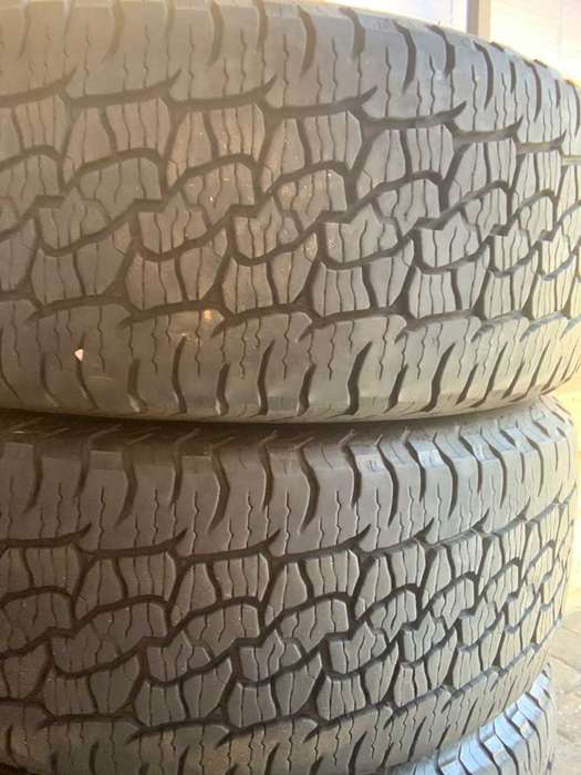 255/55/20 Tyres and Mags For Sale