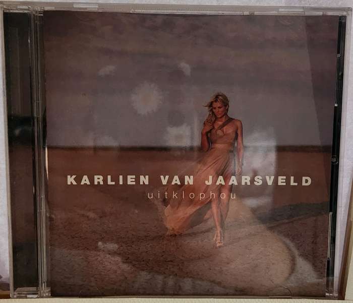 Karlien Van Jaarsveld Uitklophou   (651)