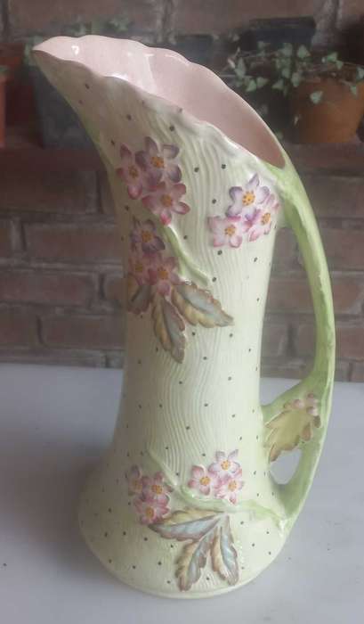 James Kent Longton 2973 Jeanette vase