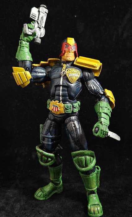 ToyBiz Legendary Comic Book Heroes Judge Dredd vs Judge Death