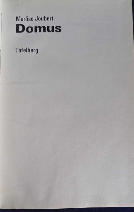 Domus deur Marlise Joubert