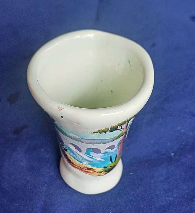 Small cup